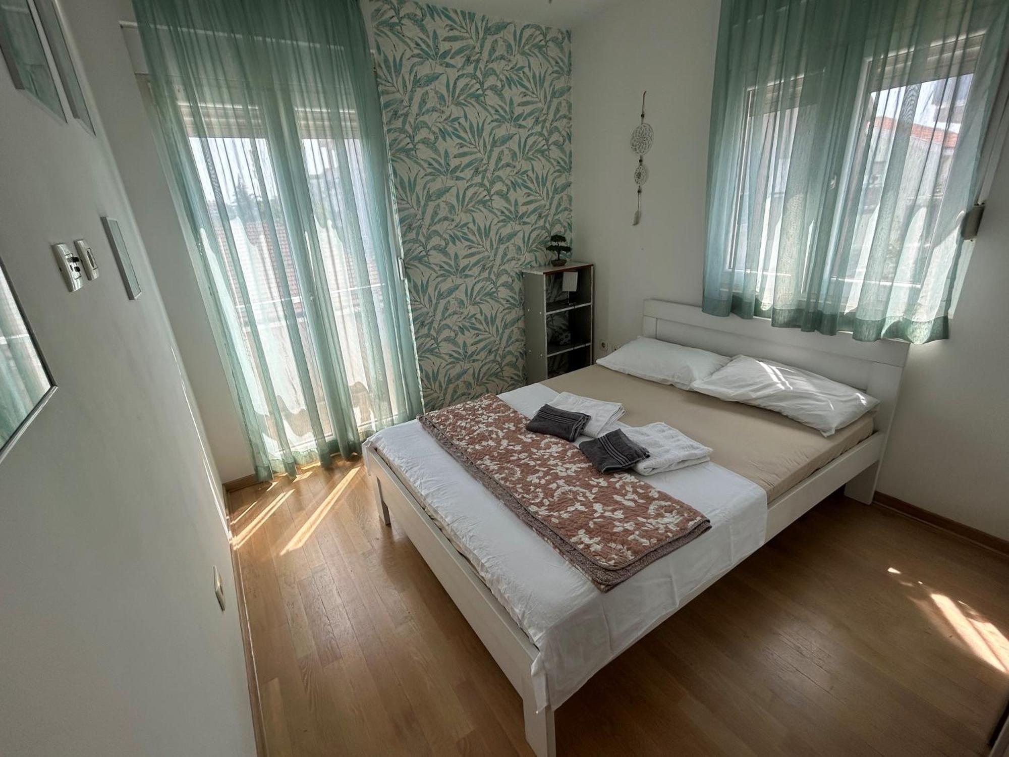 Ana'S 2 Bedrooms Lovely Flat Podgorica Eksteriør bilde